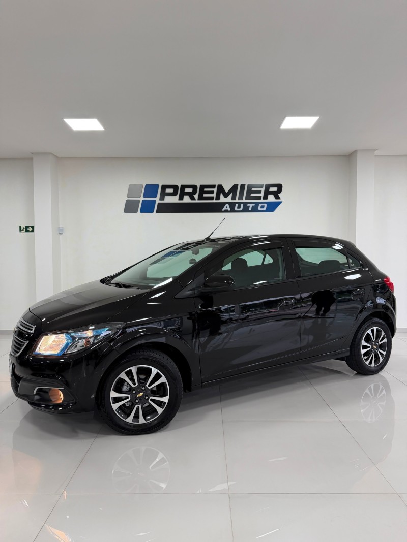 ONIX 1.4 MPFI LTZ 8V FLEX 4P MANUAL - 2015 - CAXIAS DO SUL