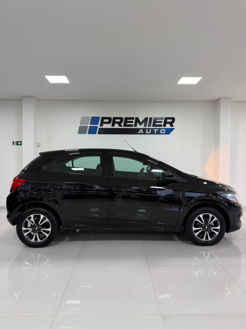 ONIX 1.4 MPFI LTZ 8V FLEX 4P MANUAL - 2015 - CAXIAS DO SUL