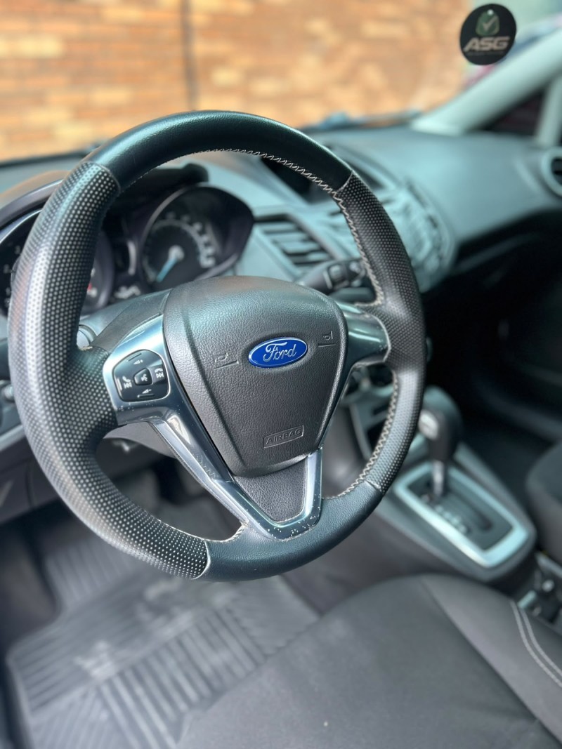 FIESTA 1.6 SE HATCH 16V FLEX 4P AUTOMÁTICO - 2015 - CANELA