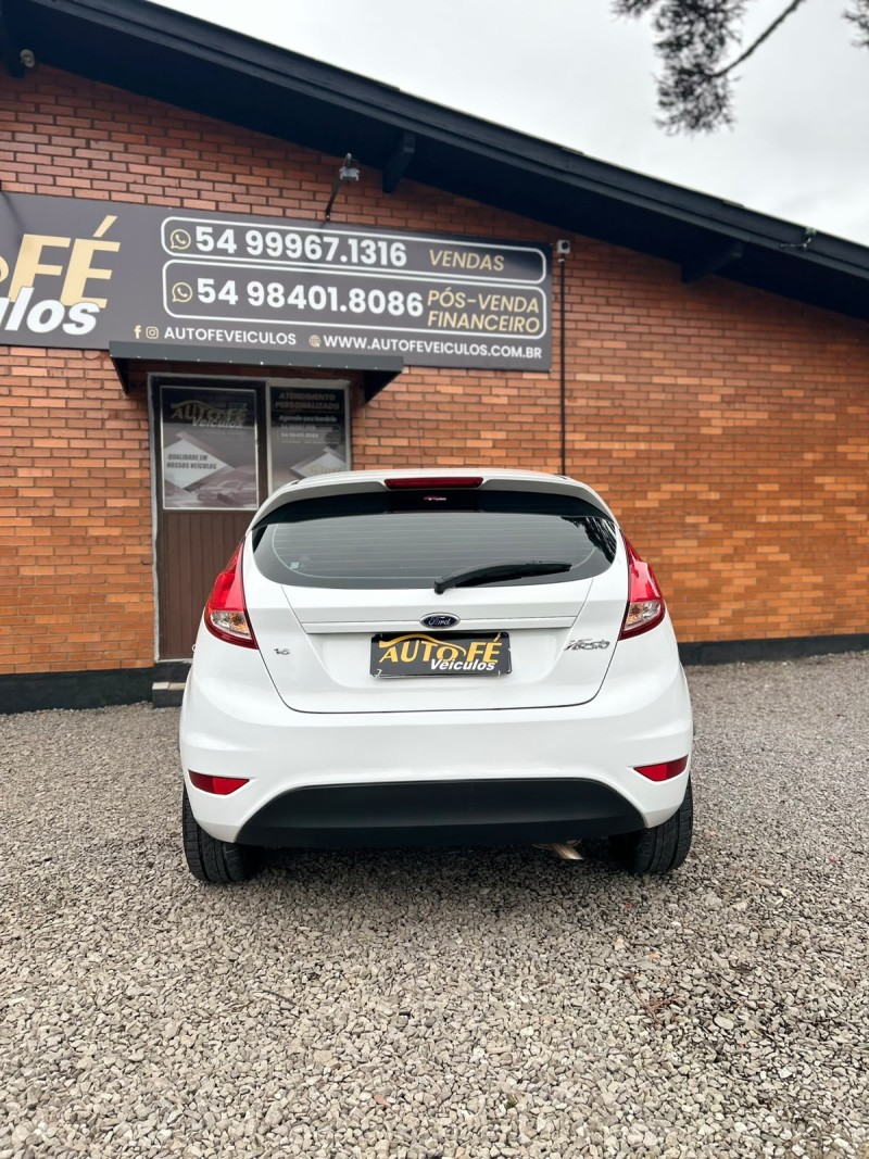 FIESTA 1.6 SE HATCH 16V FLEX 4P AUTOMÁTICO - 2015 - CANELA