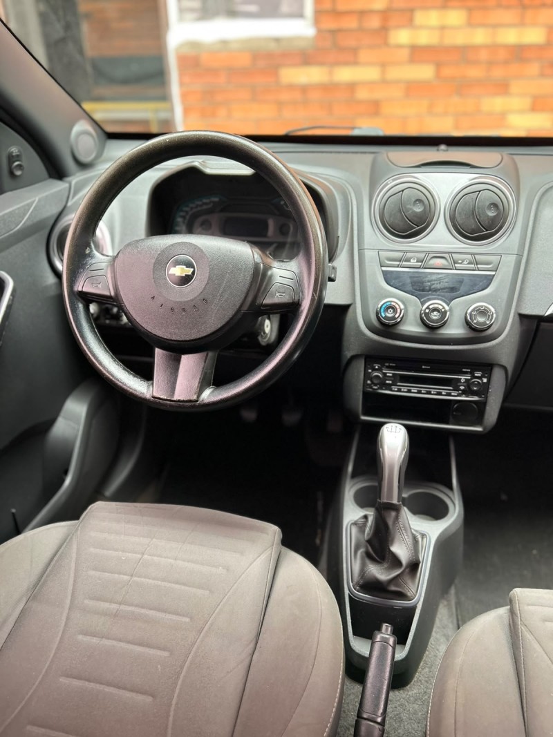 MONTANA 1.4 MPFI SPORT CS 8V FLEX 2P MANUAL - 2011 - CANELA