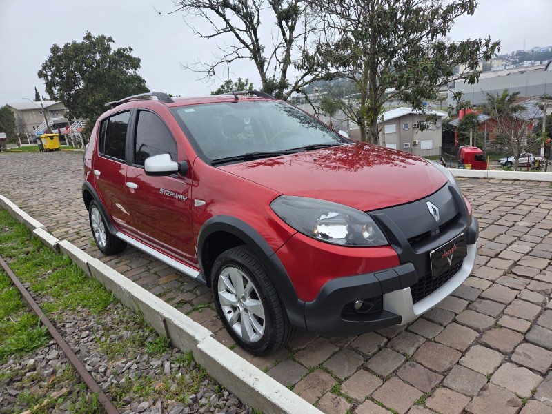 SANDERO 1.6 STEPWAY 16V FLEX 4P AUTOMÁTICO - 2013 - CARLOS BARBOSA