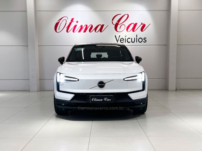 EX30 ULTRA EXTENDED RANGE - 2025 - FLORES DA CUNHA