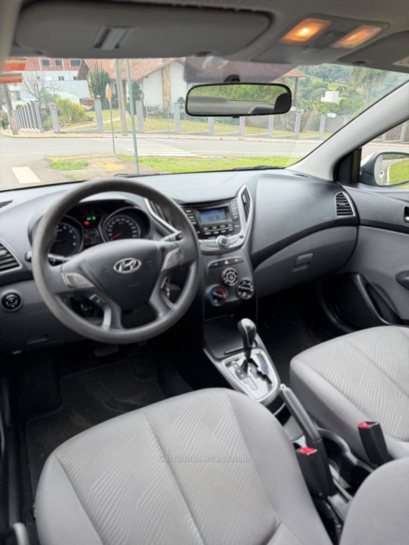 HB20S 1.6 COMFORT PLUS 16V FLEX 4P AUTOMÁTICO - 2014 - NOVA ARAçá