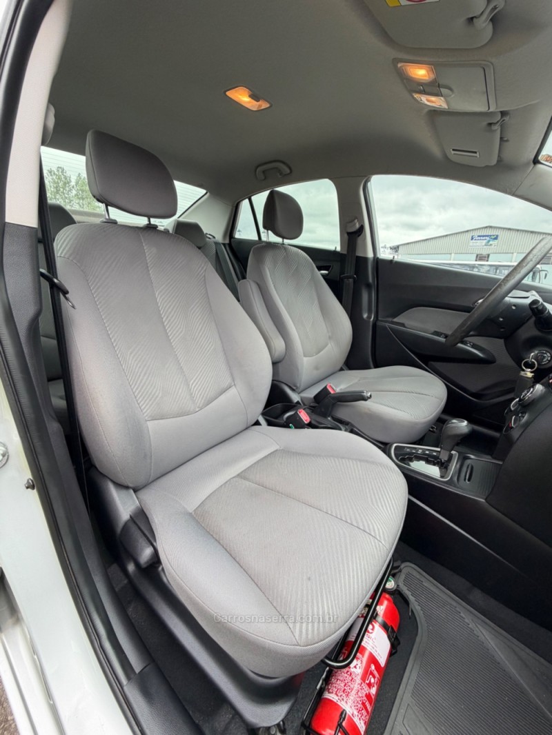 HB20S 1.6 COMFORT PLUS 16V FLEX 4P AUTOMÁTICO - 2014 - NOVA ARAçá