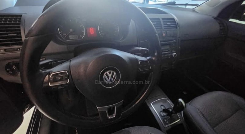 POLO SEDAN  - 2011 - ANTôNIO PRADO