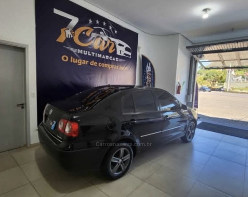 POLO SEDAN  - 2011 - ANTôNIO PRADO
