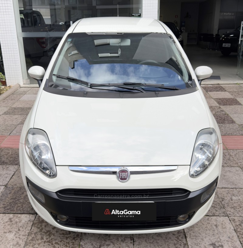 PUNTO 1.4 ATTRACTIVE 8V FLEX 4P MANUAL - 2013 - FLORES DA CUNHA