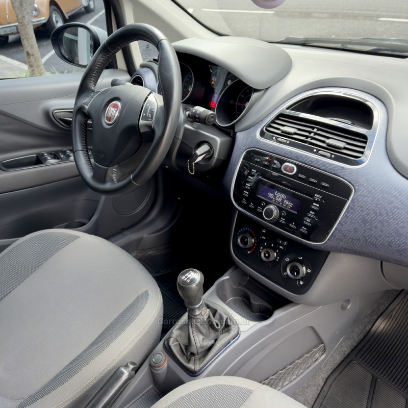 PUNTO 1.4 ATTRACTIVE 8V FLEX 4P MANUAL - 2013 - FLORES DA CUNHA
