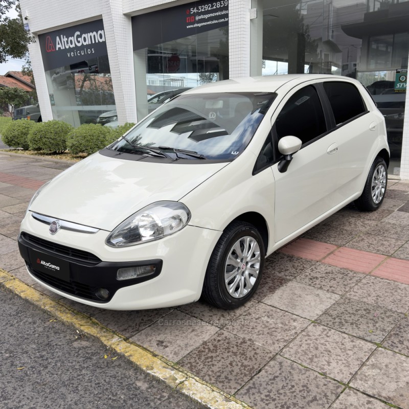 PUNTO 1.4 ATTRACTIVE 8V FLEX 4P MANUAL