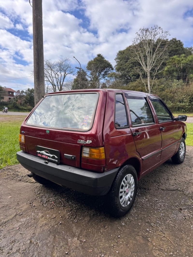 UNO 1.0 IE MILLE EP 8V GASOLINA 4P MANUAL - 1996 - CAXIAS DO SUL
