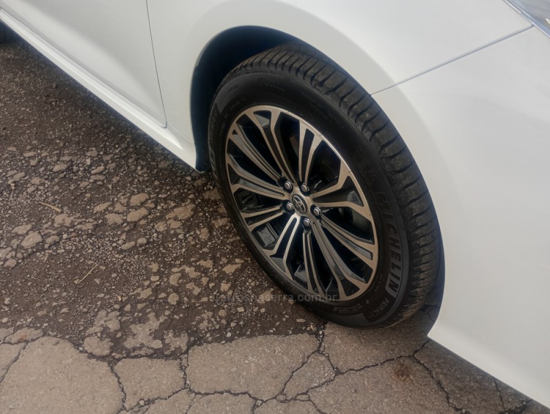 COROLLA 2.0 ALTIS PREMIUM 16V FLEX 4P AUTOMÁTICO - 2023 - FARROUPILHA