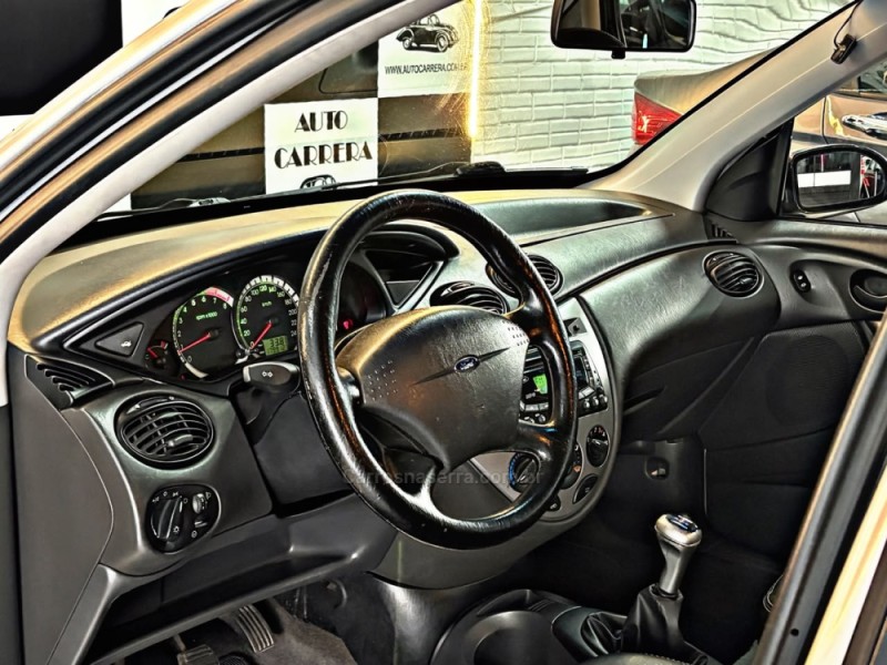 FOCUS 1.6 8V FLEX 4P MANUAL - 2008 - NOVO HAMBURGO