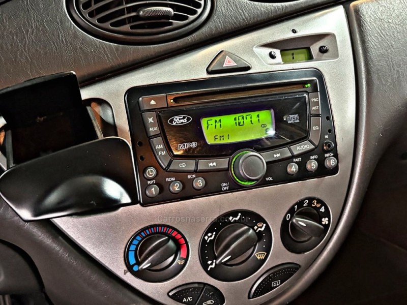 FOCUS 1.6 8V FLEX 4P MANUAL - 2008 - NOVO HAMBURGO