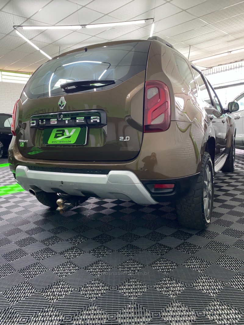 DUSTER 2.0 DYNAMIQUE 4X4 16V FLEX 4P MANUAL - 2017 - VACARIA