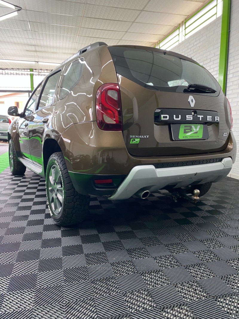 DUSTER 2.0 DYNAMIQUE 4X4 16V FLEX 4P MANUAL - 2017 - VACARIA