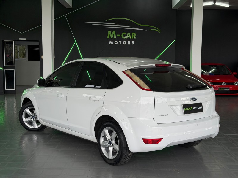 FOCUS 1.6 SE 16V FLEX 4P MANUAL - 2012 - FELIZ