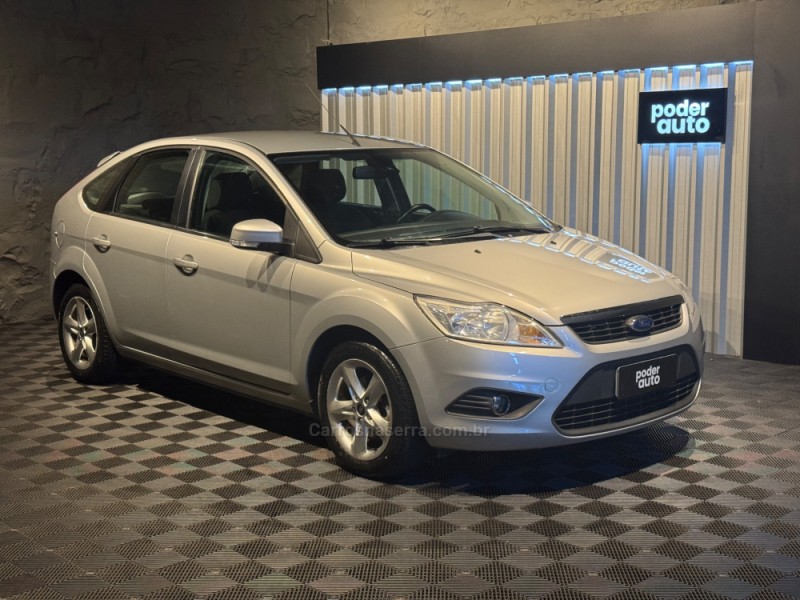 focus 2.0 16v flex 4p automatico 2011 farroupilha