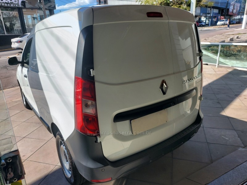 KANGOO 1.6 ADVANCED 16V FLEX 4P MANUAL - 2025 - BENTO GONçALVES