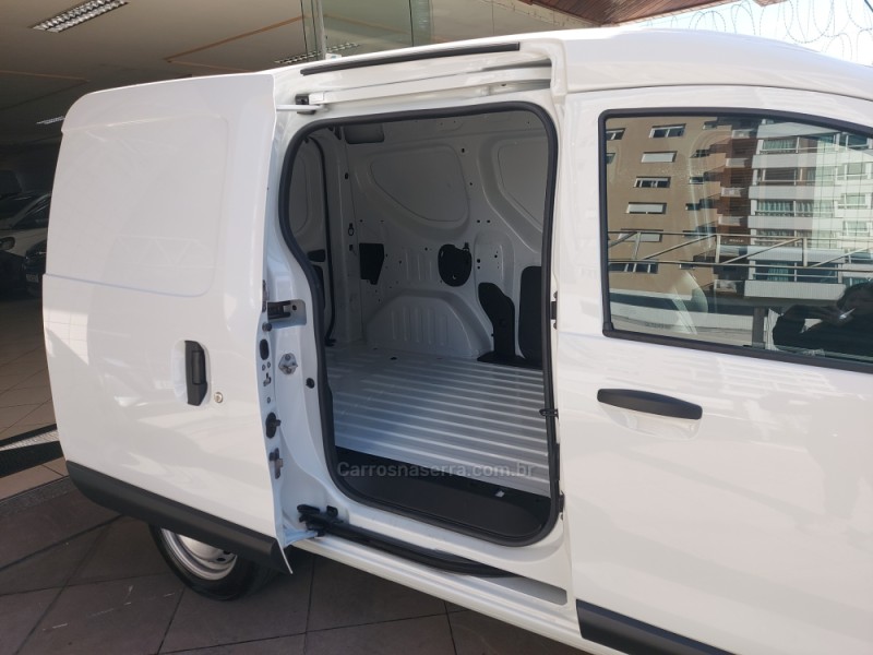 KANGOO 1.6 ADVANCED 16V FLEX 4P MANUAL - 2025 - BENTO GONçALVES