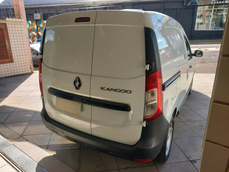 KANGOO 1.6 ADVANCED 16V FLEX 4P MANUAL - 2025 - BENTO GONçALVES