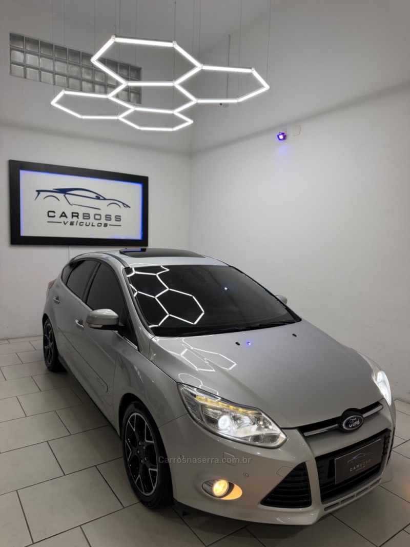 FOCUS 2.0 TITANIUM HATCH 16V FLEX 4P AUTOMÁTICO - 2015 - CAXIAS DO SUL