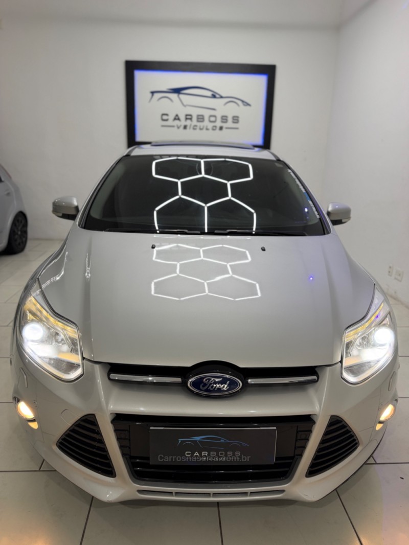 FOCUS 2.0 TITANIUM HATCH 16V FLEX 4P AUTOMÁTICO - 2015 - CAXIAS DO SUL