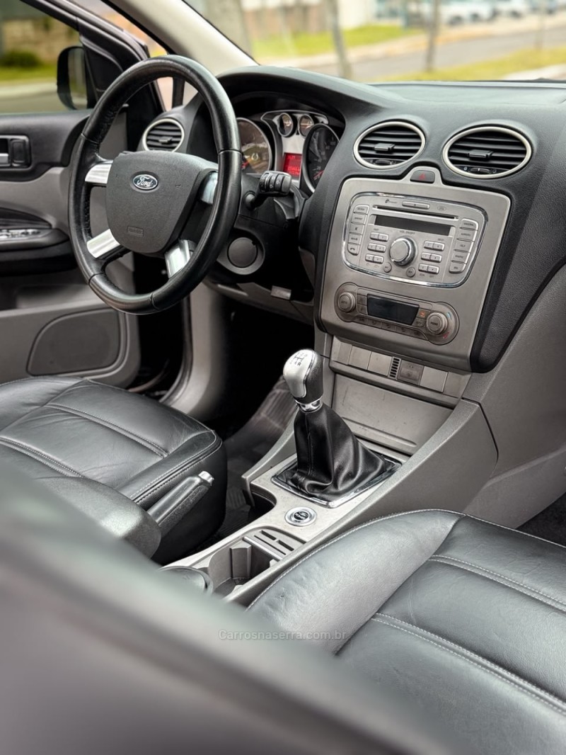 FOCUS 2.0 FC 16V GASOLINA 4P MANUAL - 2012 - NOVO HAMBURGO