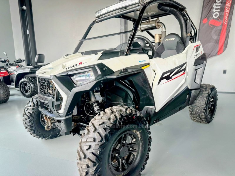 rzr 900 eps le 2021 tres coroas