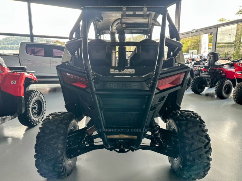 RZR 900 EPS LE - 2021 - TRêS COROAS