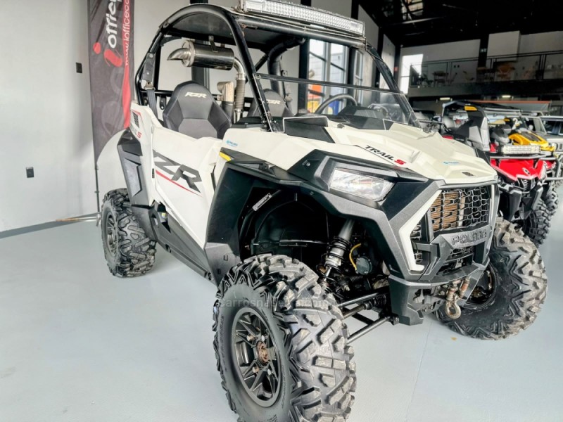 RZR 900 EPS LE - 2021 - TRêS COROAS