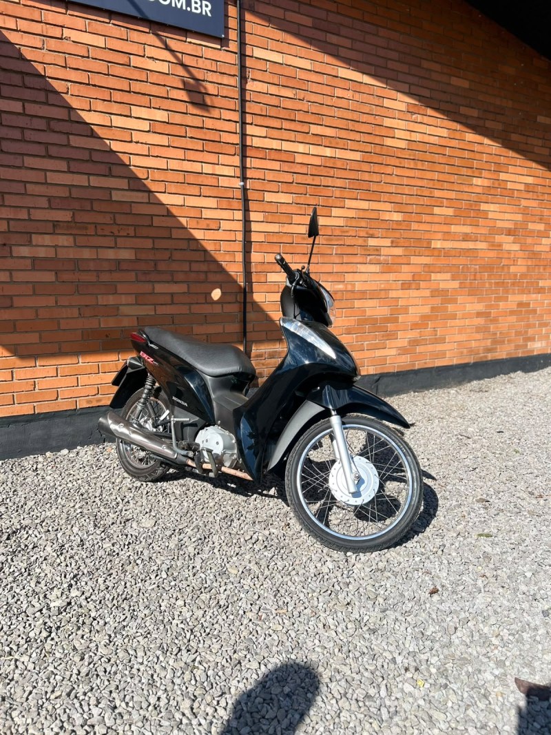 BIZ 125 ES - 2014 - CANELA