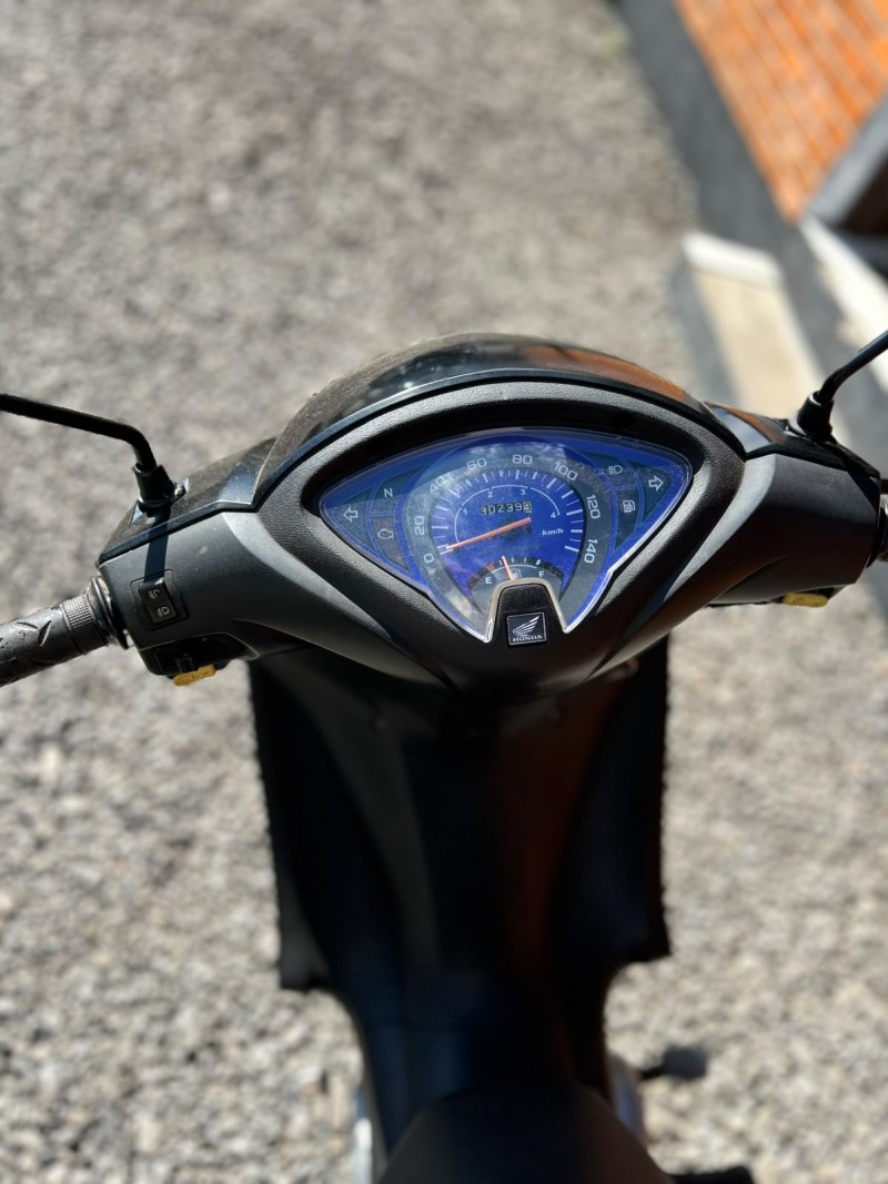 BIZ 125 ES - 2014 - CANELA