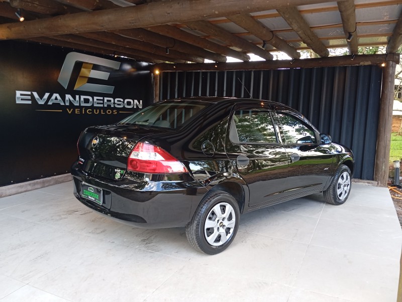 PRISMA 1.0 MPFI JOY 8V FLEX 4P MANUAL - 2010 - CAXIAS DO SUL