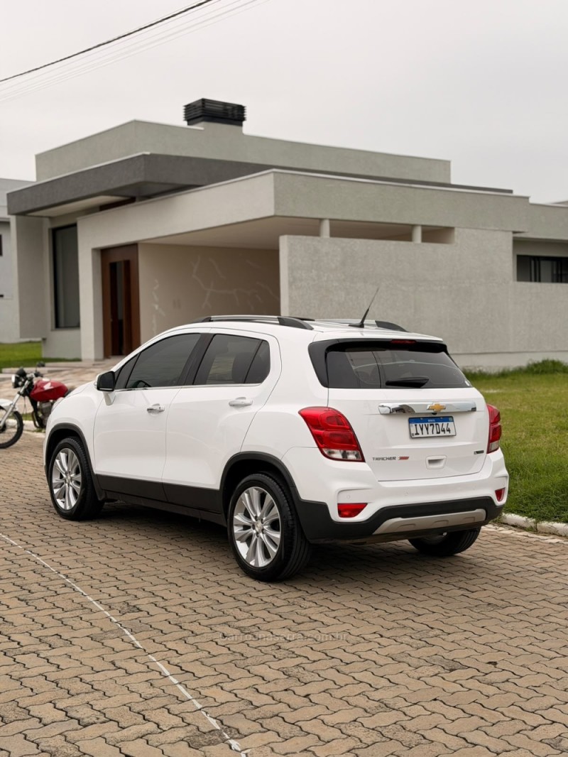 TRACKER 1.4 16V TURBO FLEX PREMIER AUTOMÁTICO - 2018 - LAJEADO