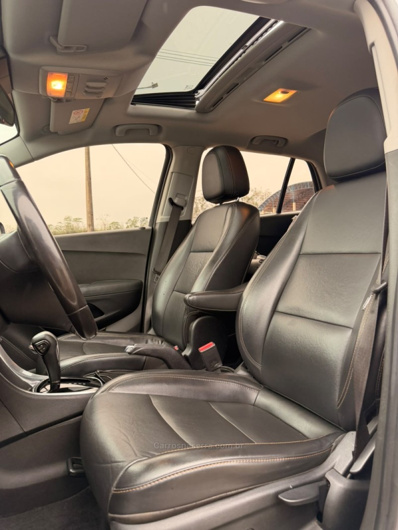 TRACKER 1.4 16V TURBO FLEX PREMIER AUTOMÁTICO - 2018 - LAJEADO