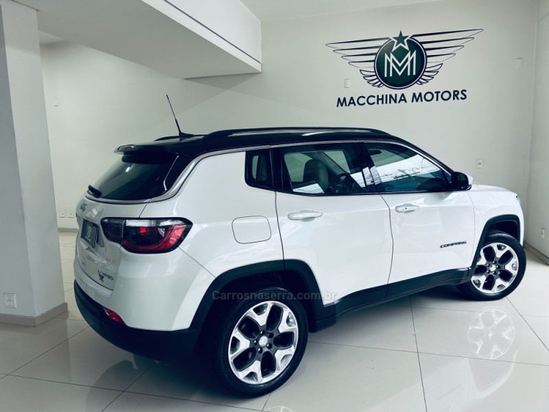 COMPASS 2.0 16V FLEX LIMITED AUTOMÁTICO - 2018 - CAXIAS DO SUL
