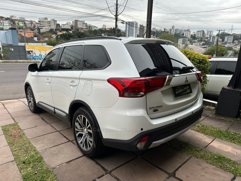 OUTLANDER 2.0 16V GASOLINA 4P AUTOMÁTICO - 2016 - CAXIAS DO SUL