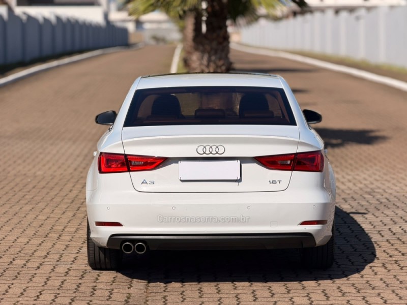 A3 1.8 TFSI SEDAN 20V 180CV GASOLINA 4P AUTOMÁTICO - 2015 - LAJEADO