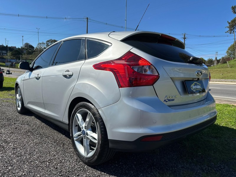 FOCUS 2.0 SE HATCH 16V FLEX 4P AUTO - 2015 - FARROUPILHA