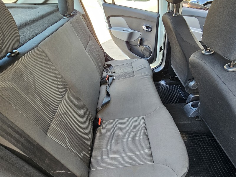 LOGAN 1.0 EXPRESSION 16V FLEX 4P MANUAL - 2015 - CAXIAS DO SUL