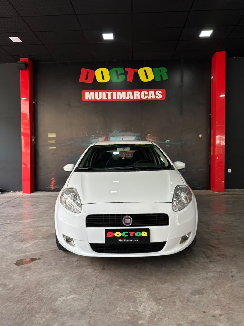 PUNTO 1.4 ATTRACTIVE 8V FLEX 4P MANUAL - 2011 - SãO LEOPOLDO