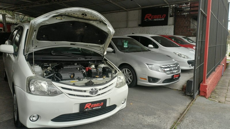 ETIOS 1.3 XS 16V FLEX 4P MANUAL - 2013 - CAXIAS DO SUL