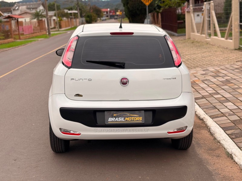PUNTO 1.4 ATTRACTIVE ITALIA 8V FLEX 4P MANUAL - 2013 - ESTâNCIA VELHA