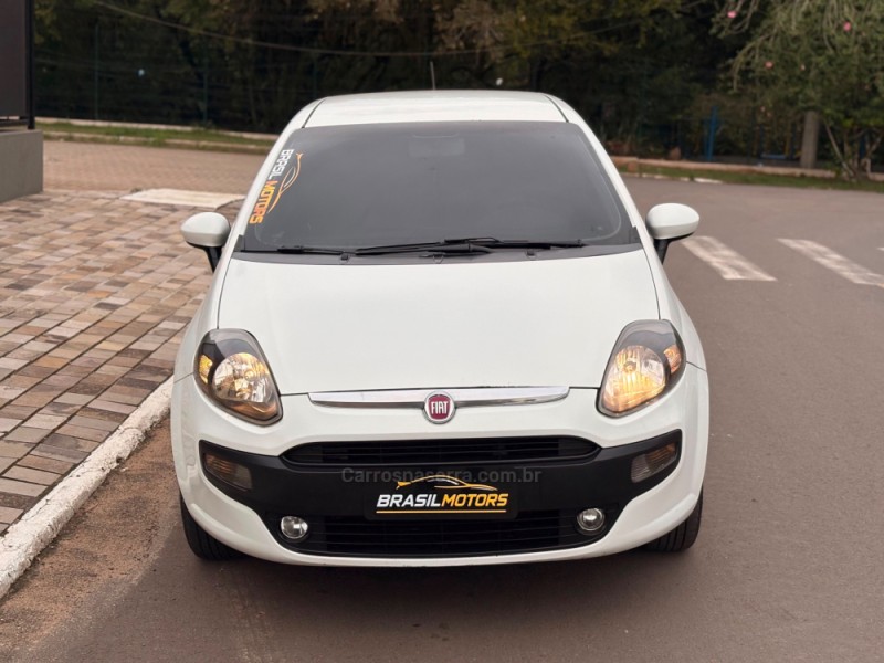 PUNTO 1.4 ATTRACTIVE ITALIA 8V FLEX 4P MANUAL - 2013 - ESTâNCIA VELHA