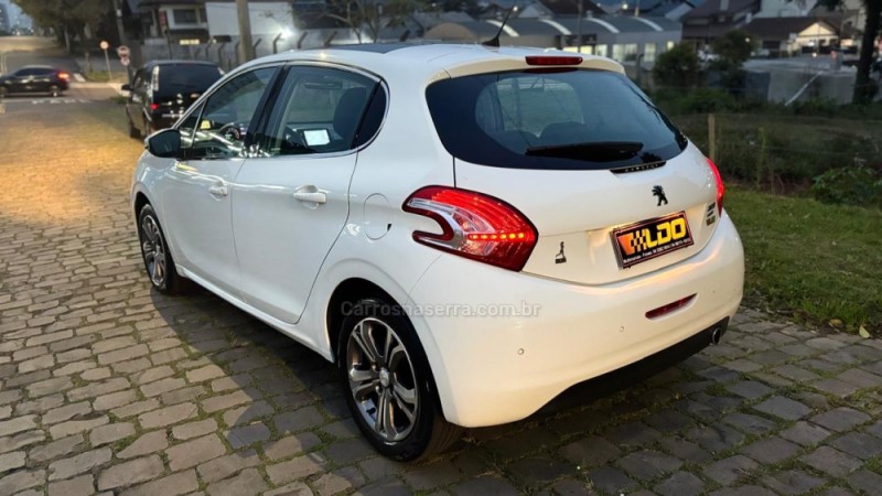 208 1.6 GRIFFE 16V FLEX 4P AUTOMÁTICO - 2016 - CAXIAS DO SUL