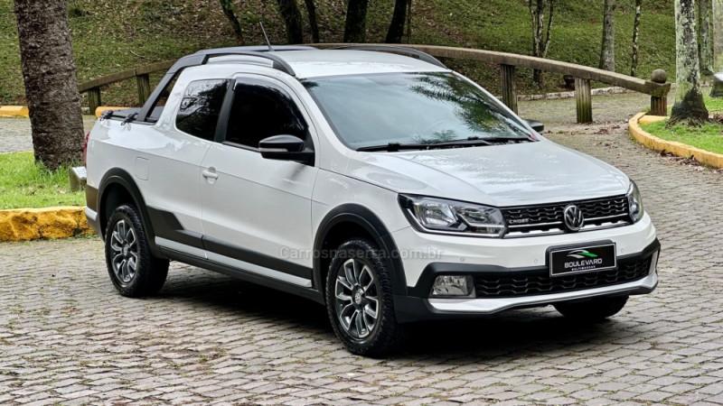 saveiro 1.6 cross cd 16v flex 2p manual 2020 caxias do sul