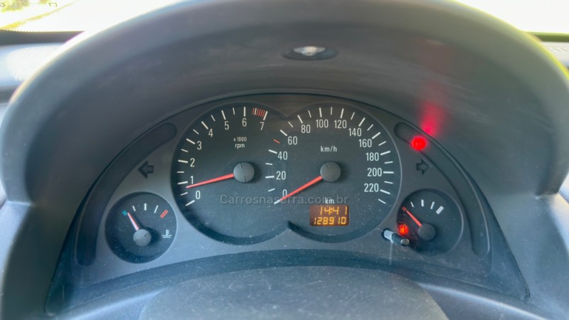 CORSA 1.0 MPFI MAXX 8V FLEX 4P MANUAL - 2006 - CAXIAS DO SUL
