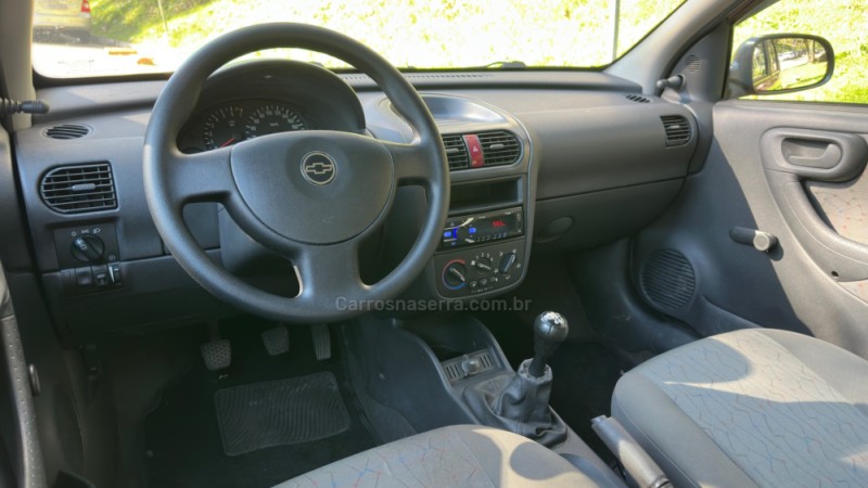 CORSA 1.0 MPFI MAXX 8V FLEX 4P MANUAL - 2006 - CAXIAS DO SUL