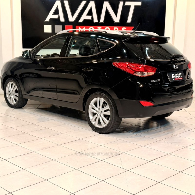 IX35 2.0 MPI 4X2 16V FLEX 4P AUTOMÁTICO - 2011 - NOVO HAMBURGO
